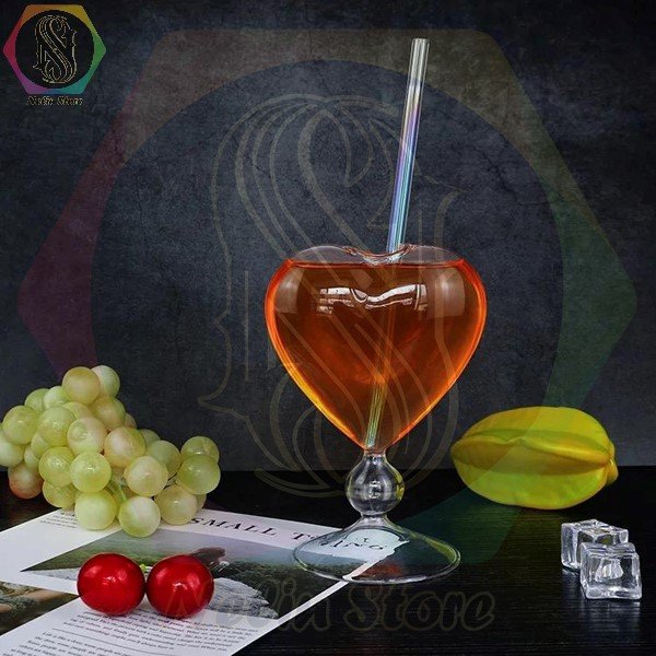 لیوان-شیشه-ای-طرح-قلب-پایه-دار-پیرکس(بوروسیلیکات)